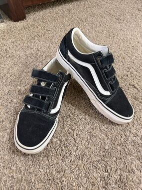 Vans Black & White Velcro Skate Shoes